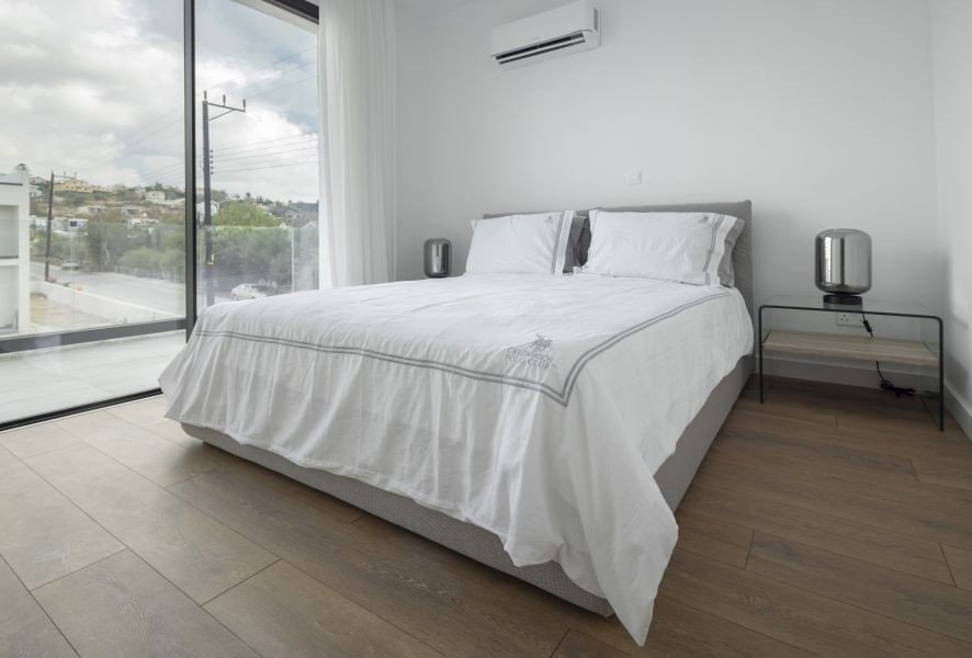 Ready villa 700m from sea in Paphos