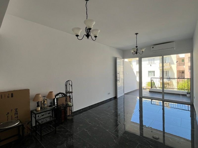Townhouse 300m from the beach in Paphos