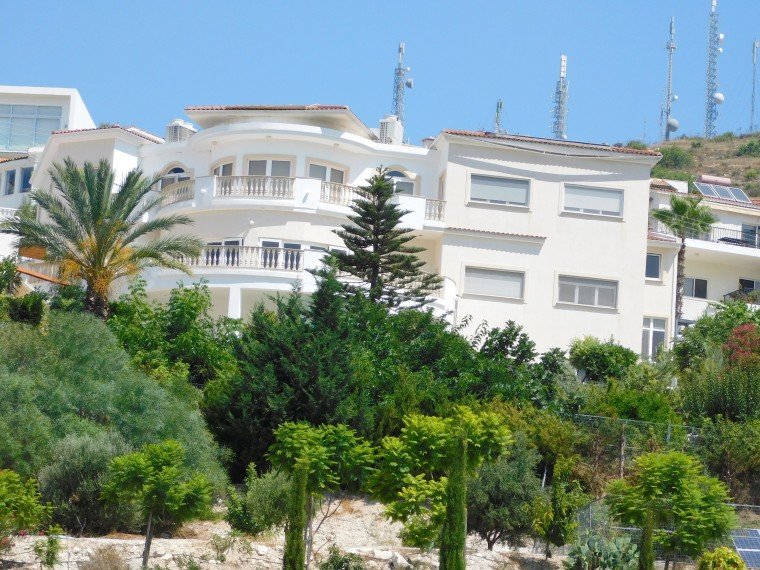 Luxury villa in Paphos,Sea views
