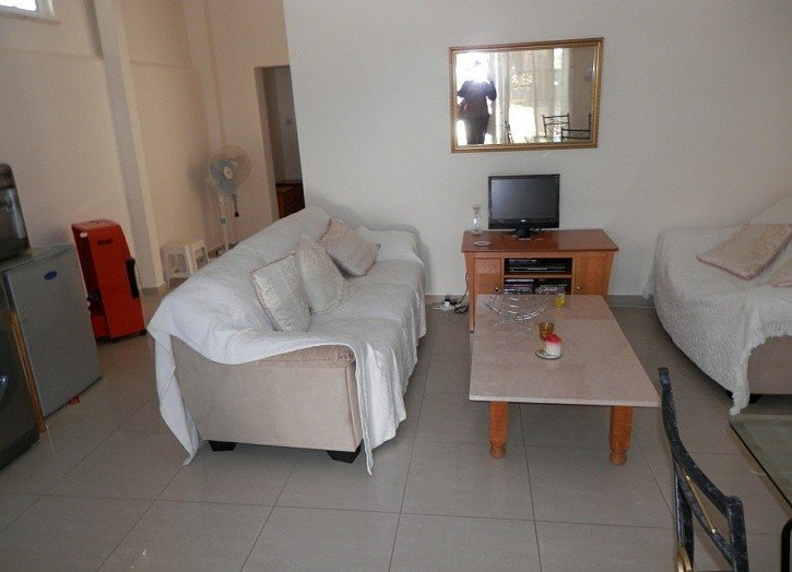 Freistehender Bungalow mit Anbau in Paphos
