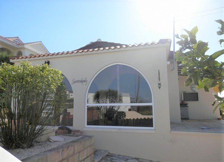 Freistehender Bungalow mit Anbau in Paphos