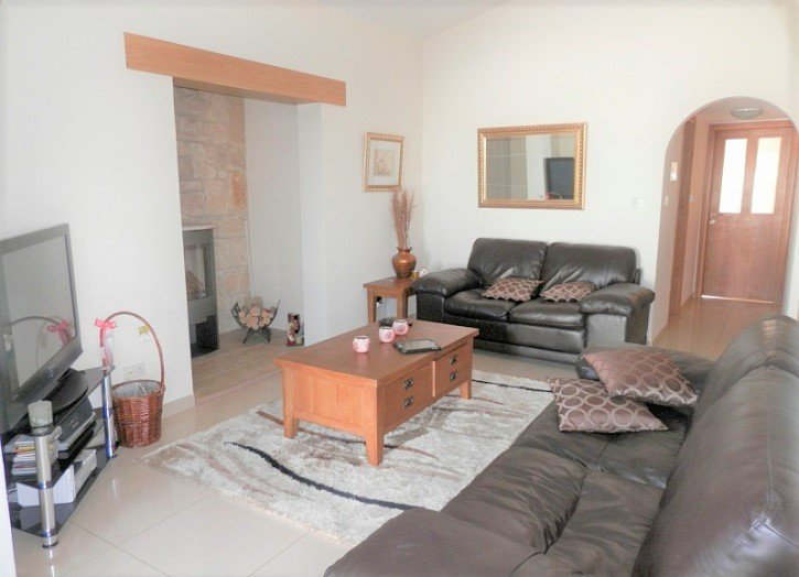 Freistehender Bungalow mit Anbau in Paphos