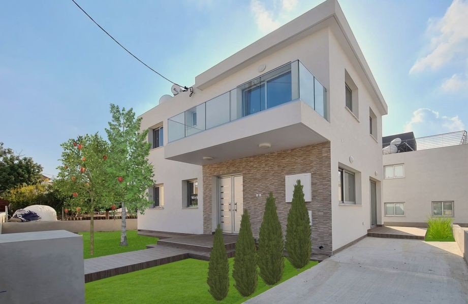 Modernes Haus in der Nähe der International School of Paphos