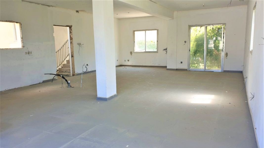 Wohngebäude in Strandnähe in Paphos