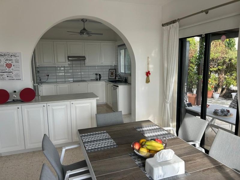 Villa with sea/sunset views in Paphos