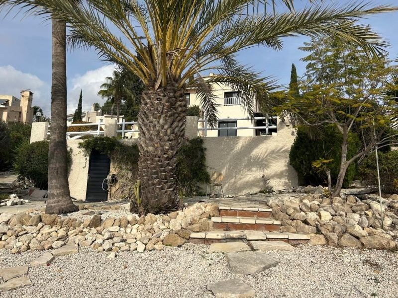Villa with sea/sunset views in Paphos