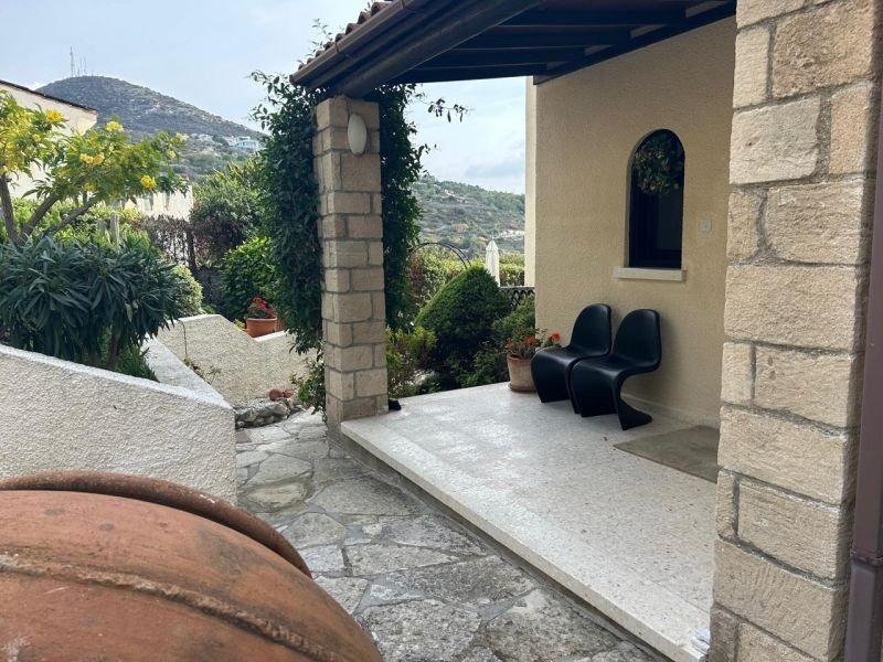 Villa with sea/sunset views in Paphos