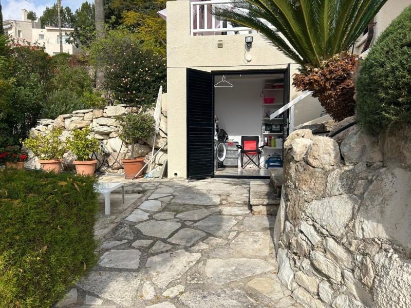 Villa with sea/sunset views in Paphos