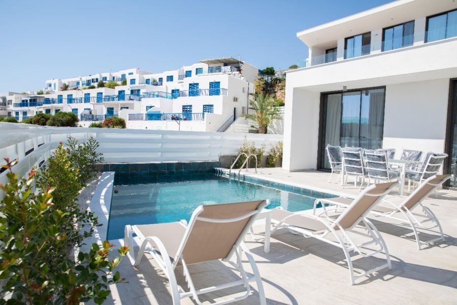 Keyready villa with sea views in Paphos