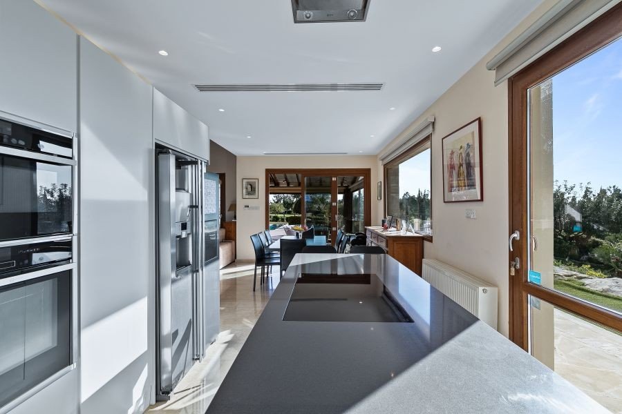 Frontline Golf Villa in Paphos