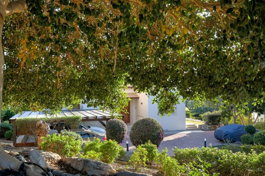 Frontline Golf Villa in Paphos
