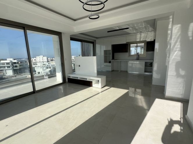 Penthouse 5 Gehminuten vom Strand in Paphos entfernt