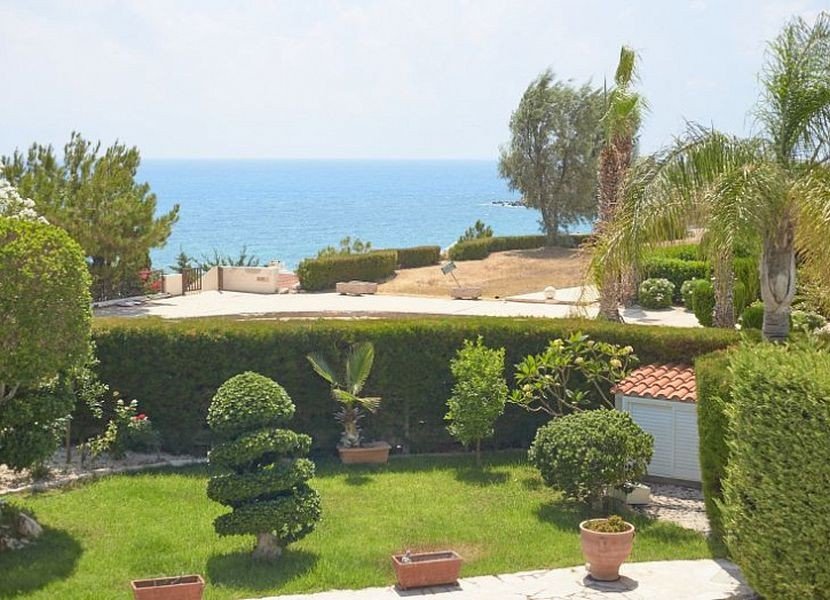 Villa mit Meerblick, 150 m vom Meer entfernt