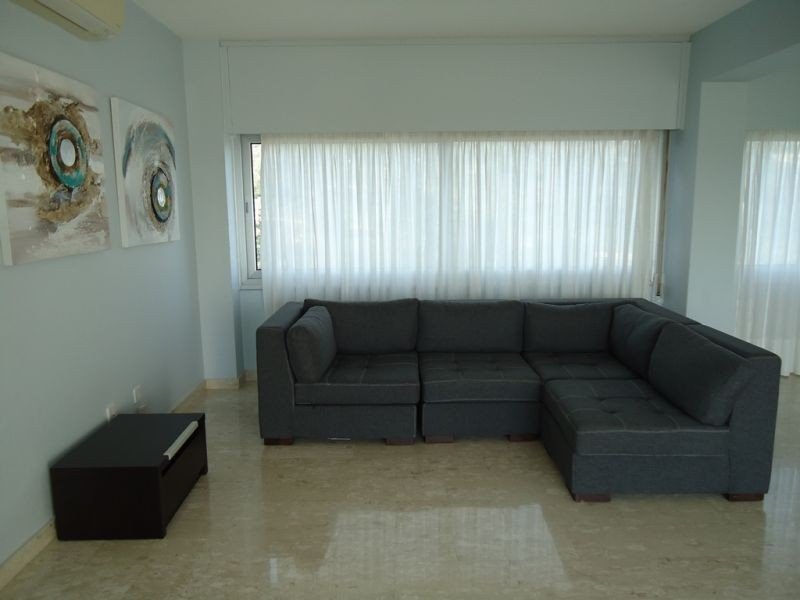 Seaview flat by beach in Limassol