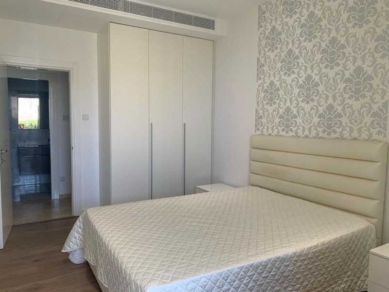 Apartment 200 m from beach in gated complex in Limassol