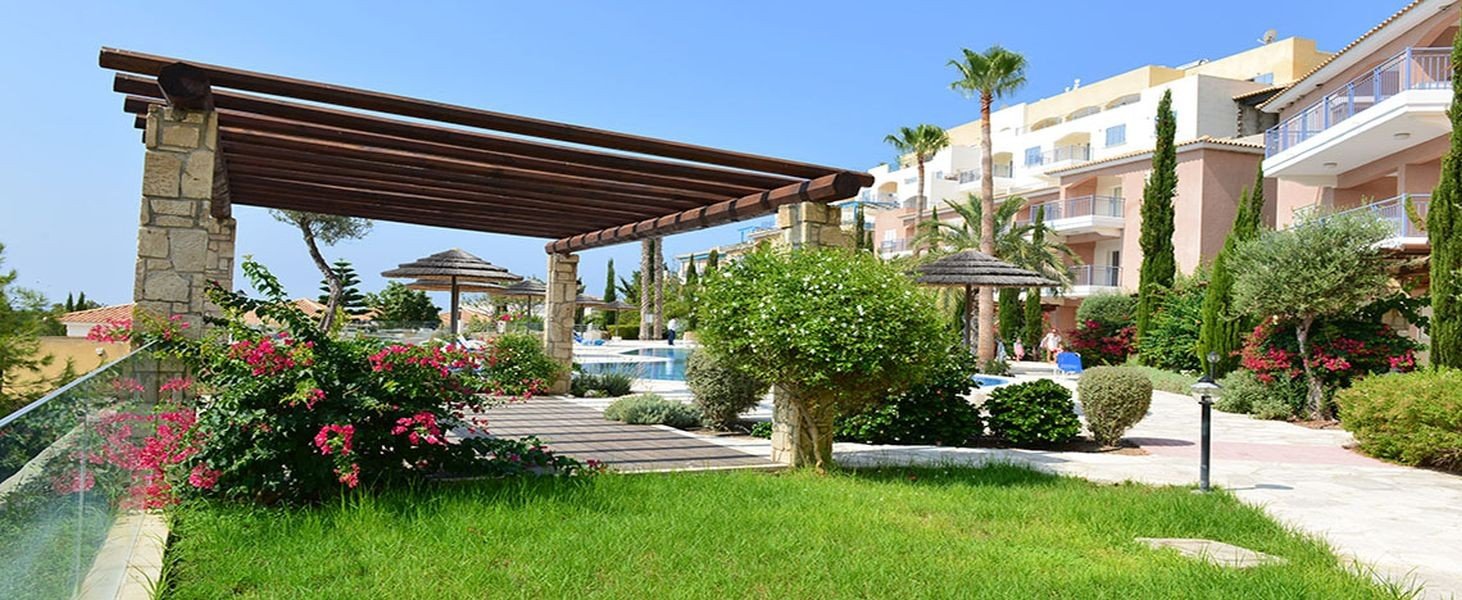 Flat in Key ready complex in Paphos