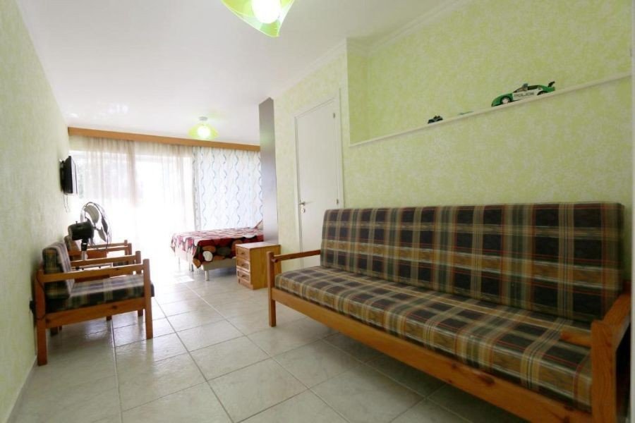 Seaview Townhouse by beach in Paphos