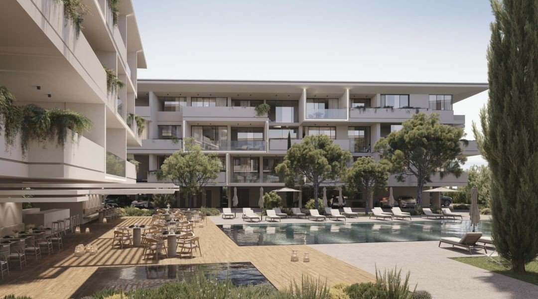 Townhouse in gated resort near sea in Paphos