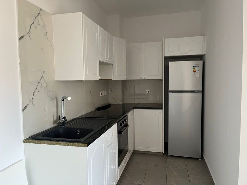 Apartment opposite beach in Paphos