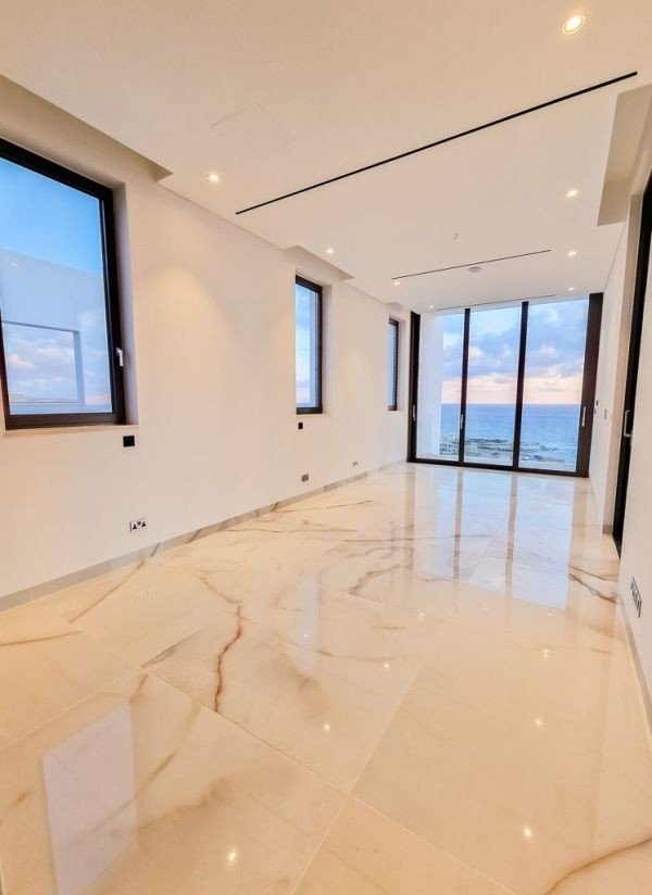 Villa in seafront 5* Resort in Paphos