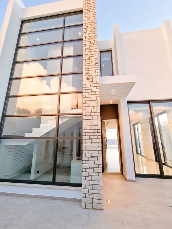 Villa in seafront 5* Resort in Paphos