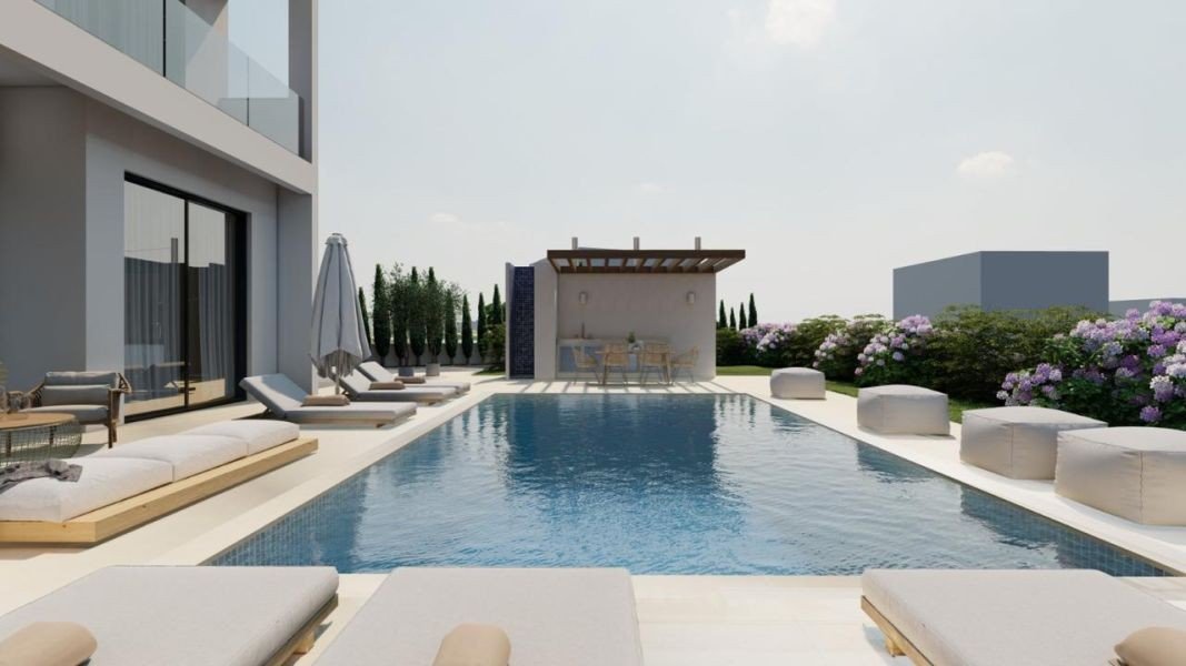 Villa close to TLC school in Paphos