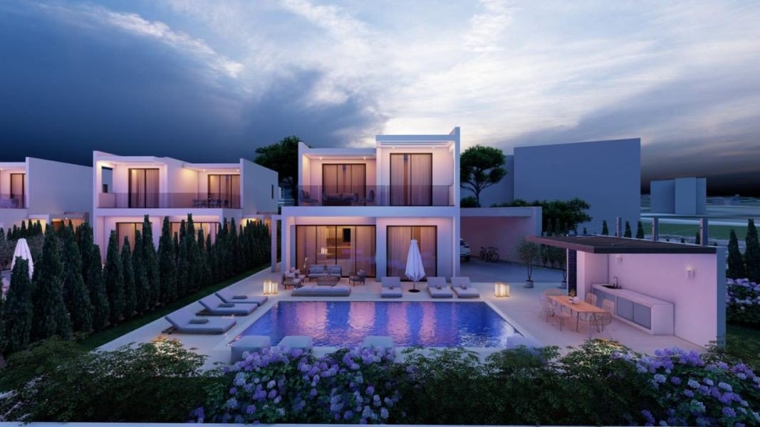 Villa close to TLC school in Paphos