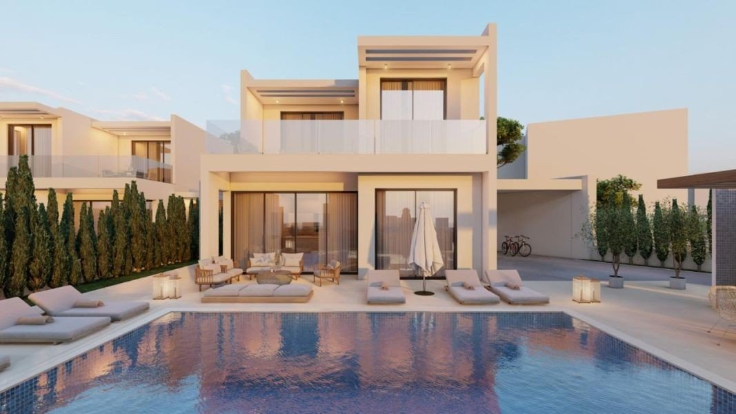 Villa close to TLC school in Paphos