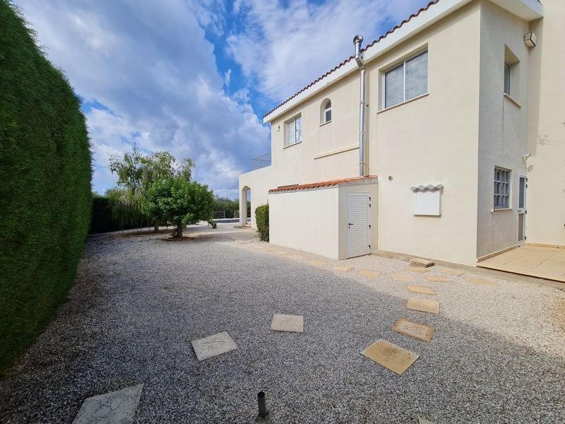Villa mit Meer- & Bergblick in Paphos
