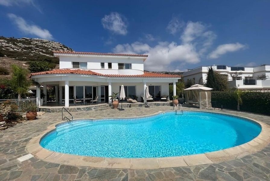 Villa with Panoramic Views in Paphos