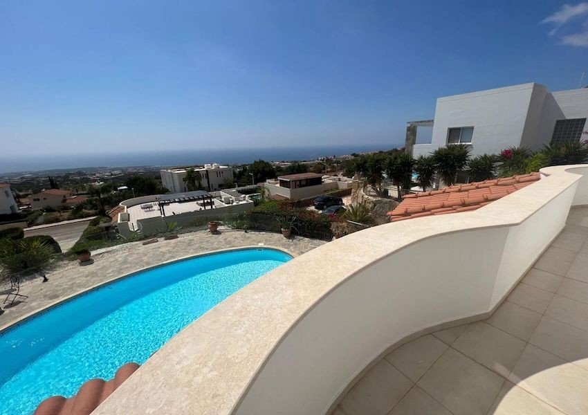 Villa with Panoramic Views in Paphos