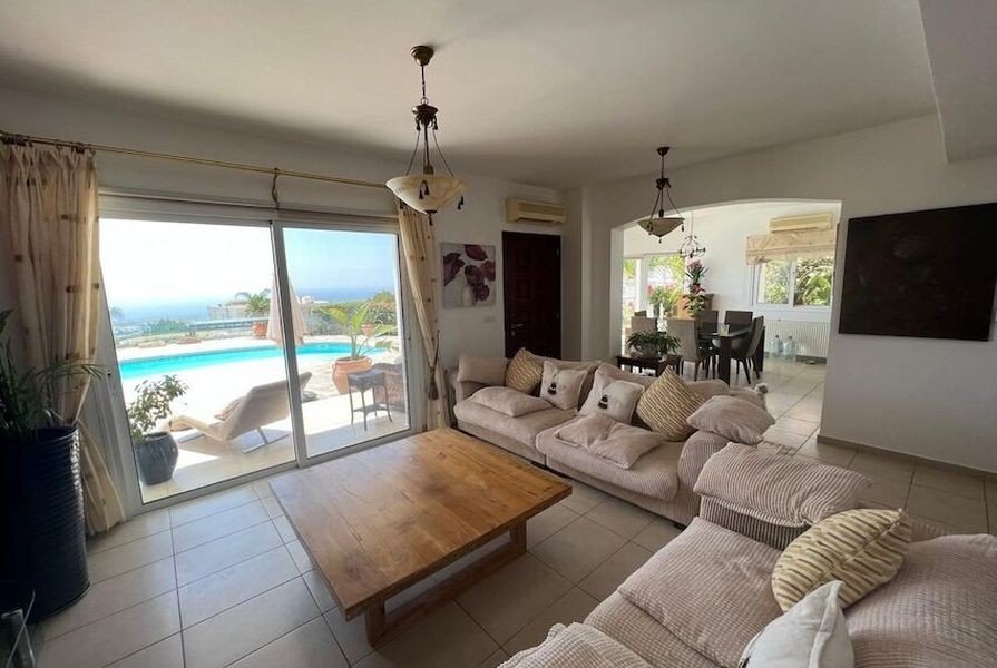 Villa with Panoramic Views in Paphos