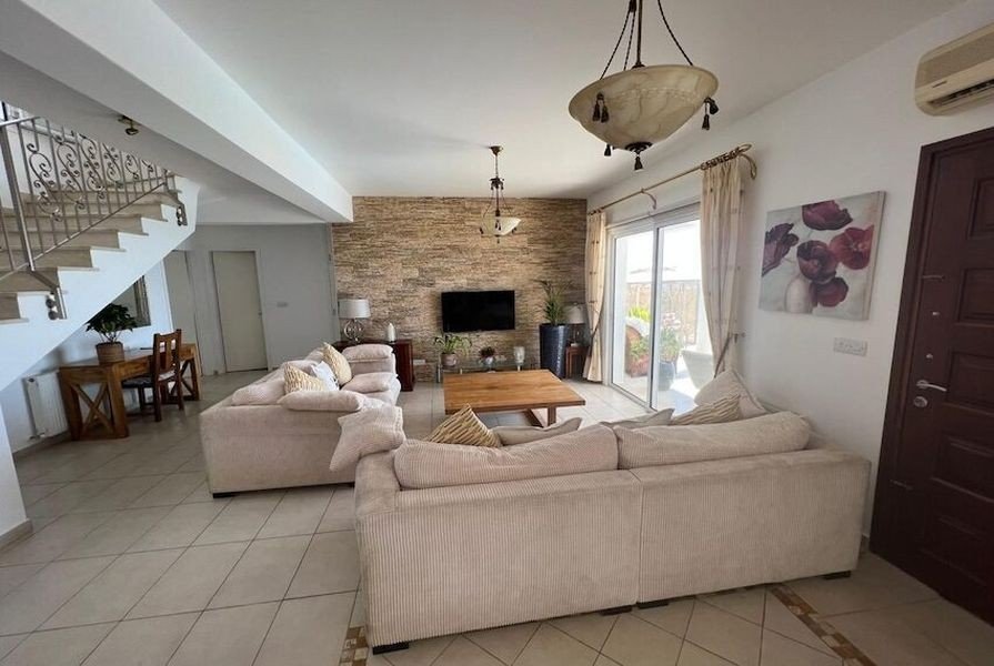 Villa with Panoramic Views in Paphos