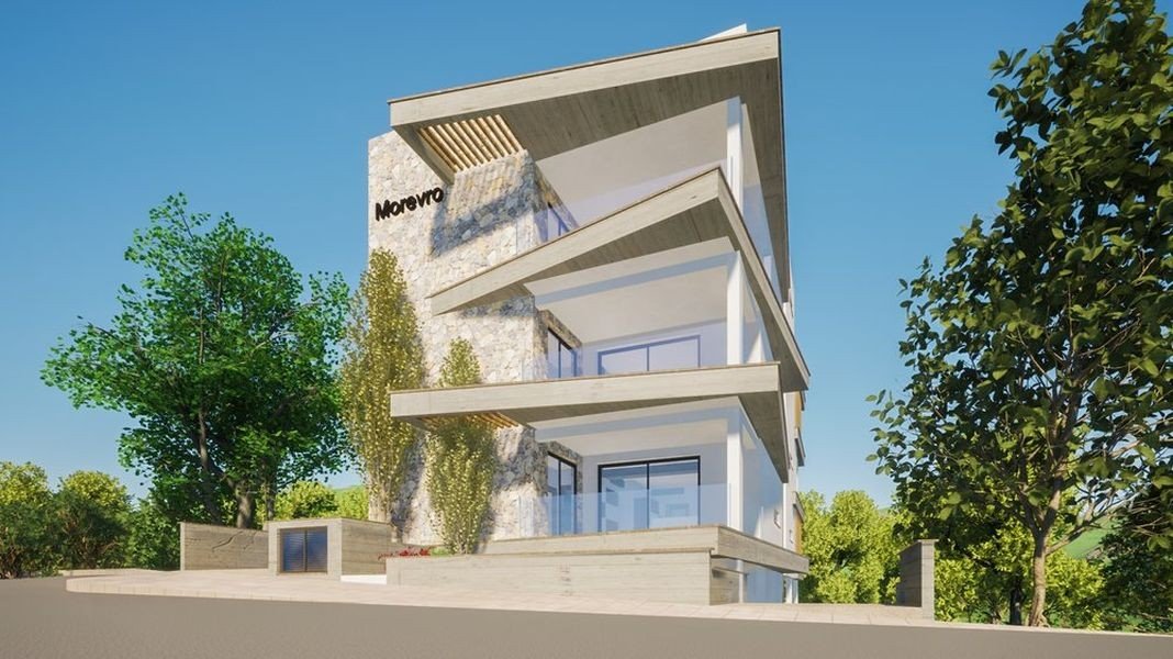 Flat with large terrace in Limassol