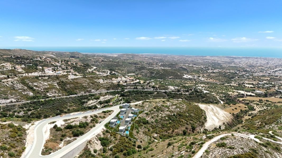 Seaview villa in peaceful location in Paphos