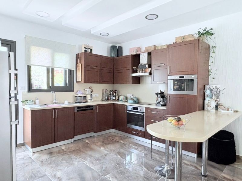 Villa mit Dachterrasse und Meerblick in Paphos