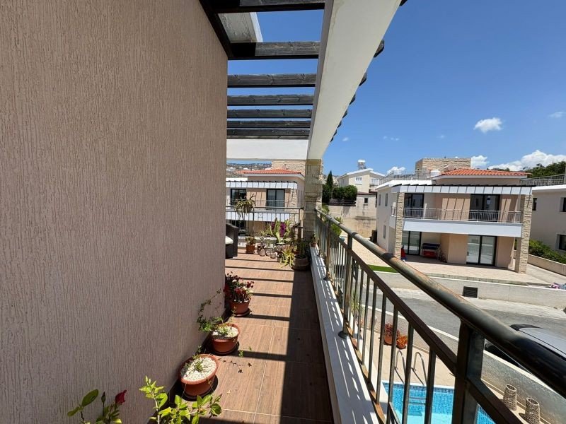 Villa mit Dachterrasse und Meerblick in Paphos