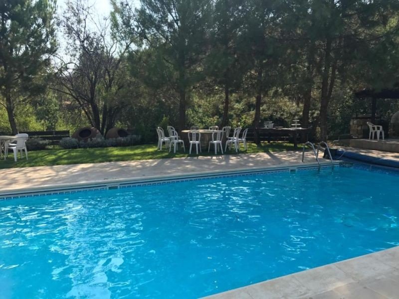 Villa auf riesigem Grundstück in Limassol