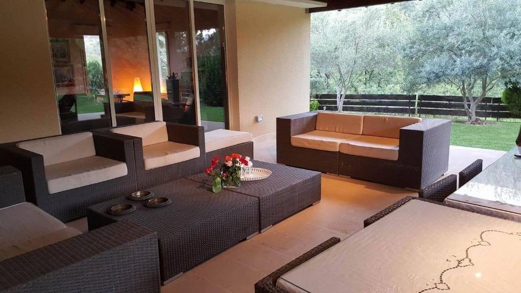 Villa auf riesigem Grundstück in Limassol