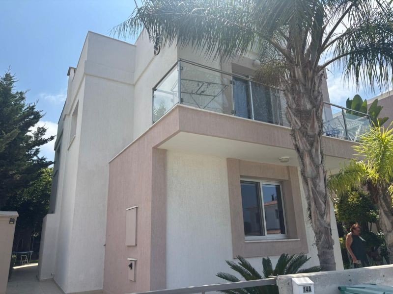 Villa near the International School of Paphos