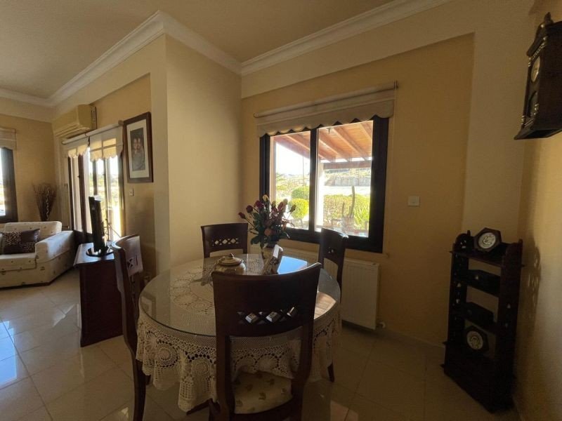 Spacious villa with extra room in Paphos