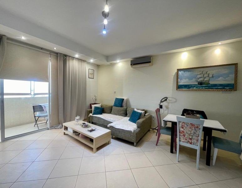 Apartment in Paphos city/