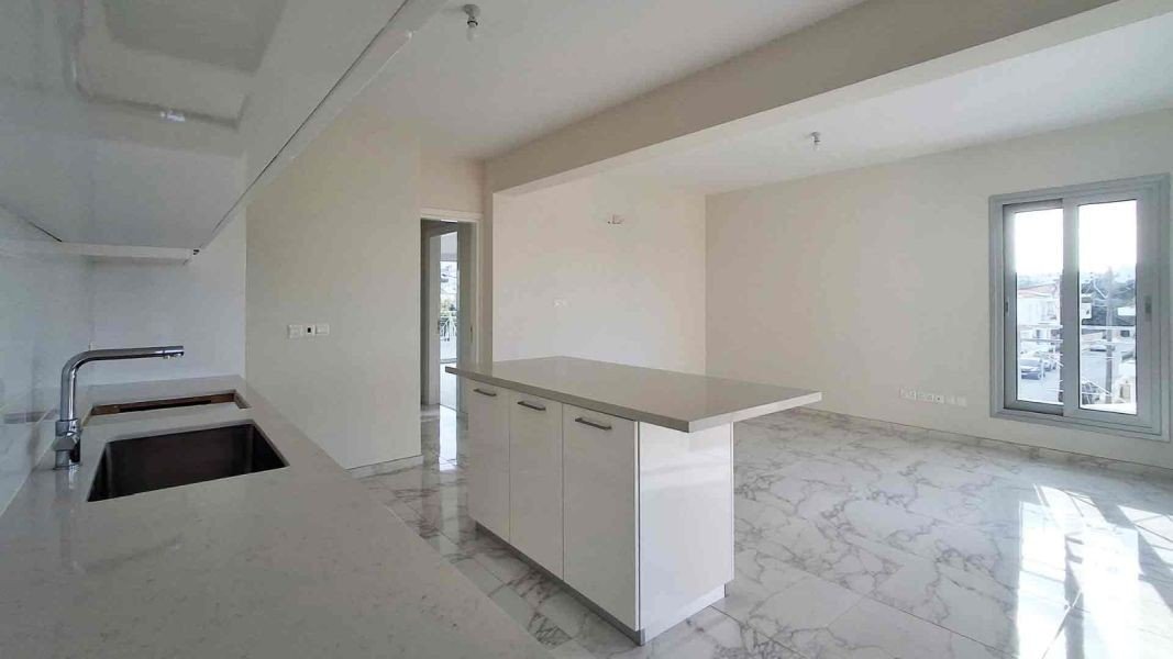 KeyReady New Apartment in Upper Universal