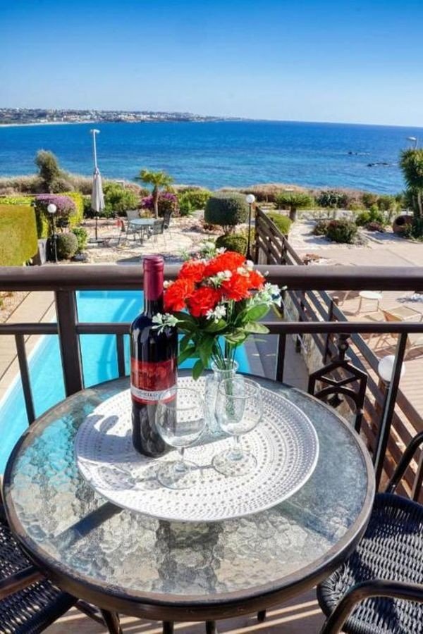 Seafront villa with private pool in Paphos
