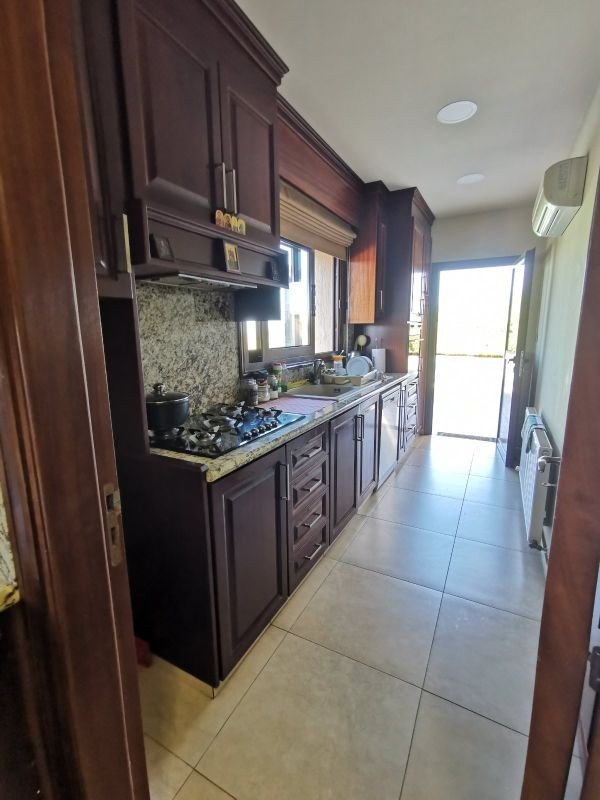 Residenz auf einem 5000m2 Grundstück in Paphos