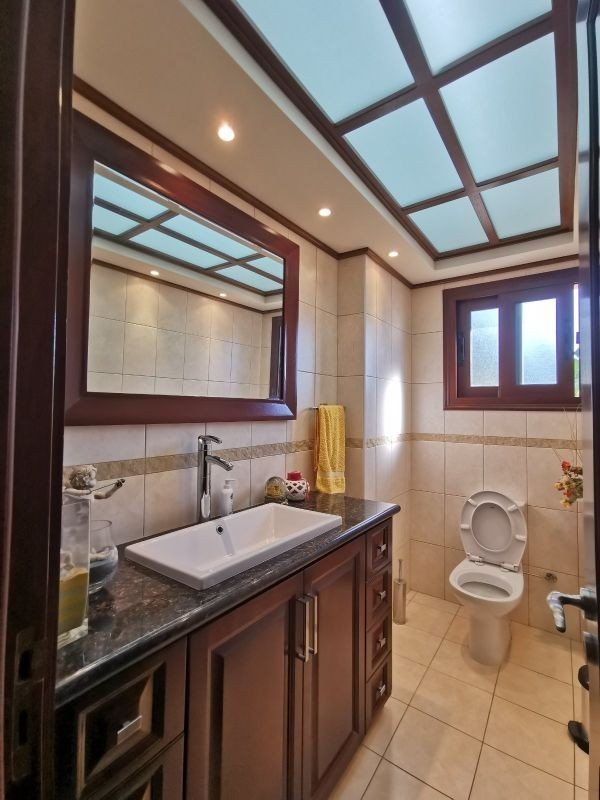 Residenz auf einem 5000m2 Grundstück in Paphos
