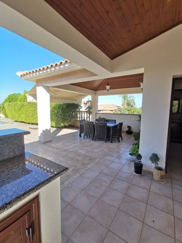 Residenz auf einem 5000m2 Grundstück in Paphos