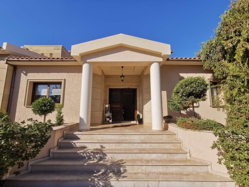 Residenz auf einem 5000m2 Grundstück in Paphos
