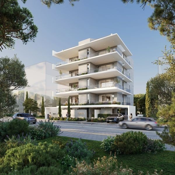Penthouse with large terraces in Paphos