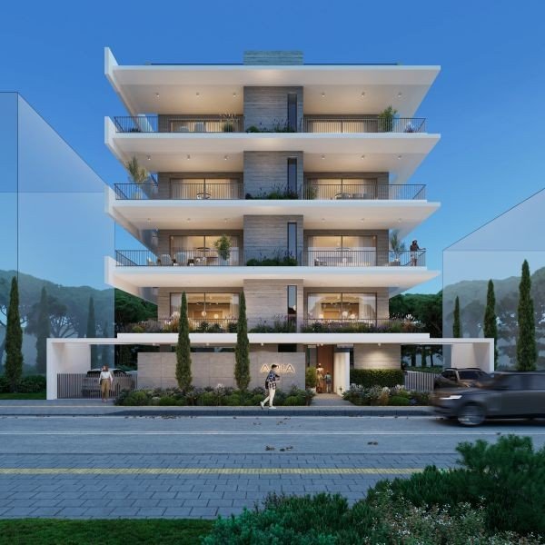 Penthouse with large terraces in Paphos